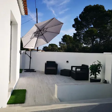 Hébergement de vacances Casa Con Piscina Privada *